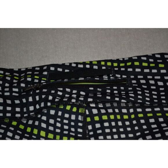 41879-a Under Armour Gym Capri Pants Black Neon Green Size Small Womens - Picture 6 of 7
